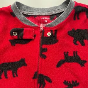 Carter's  2T - Fleece footed PJ with bear - VGUC